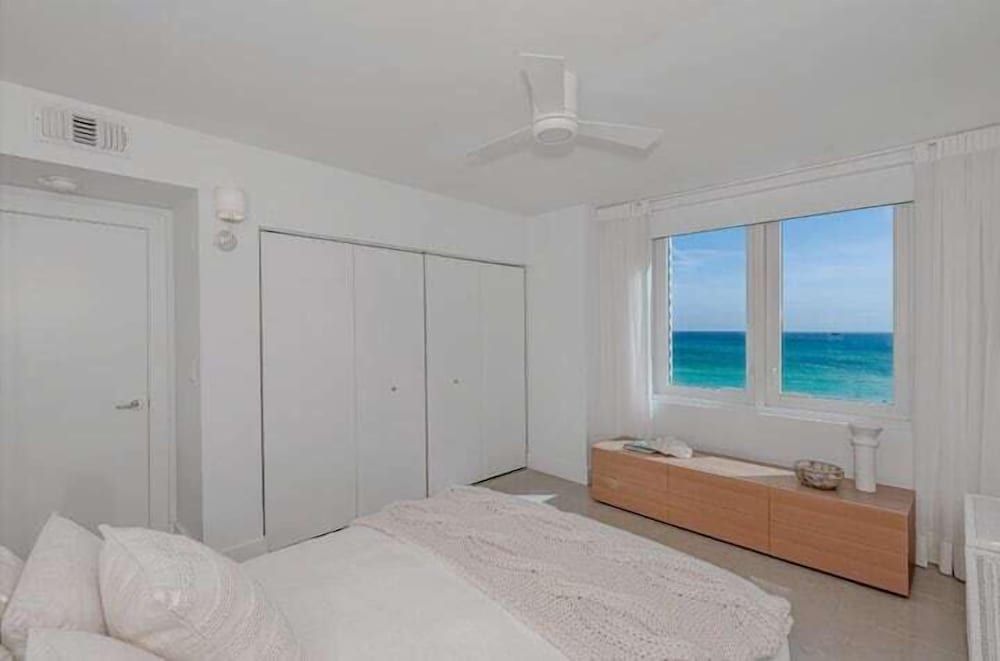 One of a Kind - Ocean View Luxury Condo Apartment, 2 Bedrooms 7