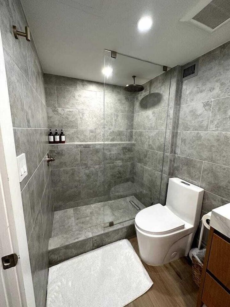 One of a Kind - Ocean View Luxury Condo Studio, Balcony 3