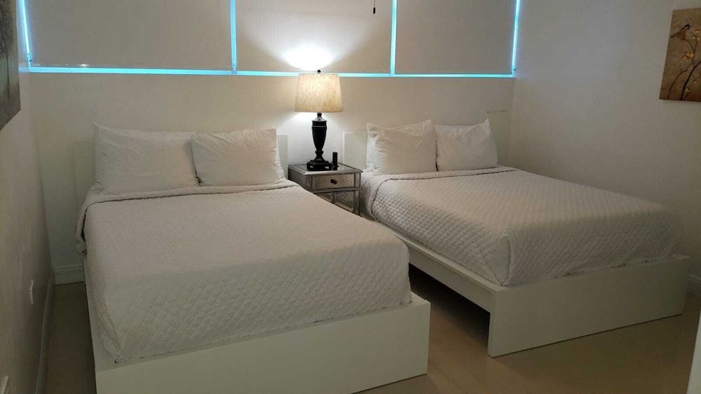 undefined Castle Beach Club Apartments 7