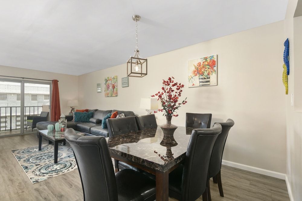 2Bed 2Bath with Patio on 11 Collins ave Condo, Beach View 2