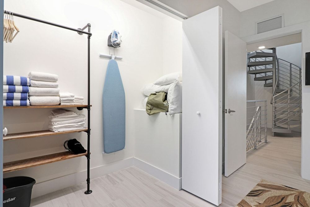 undefined Roami at Harding Ave 9