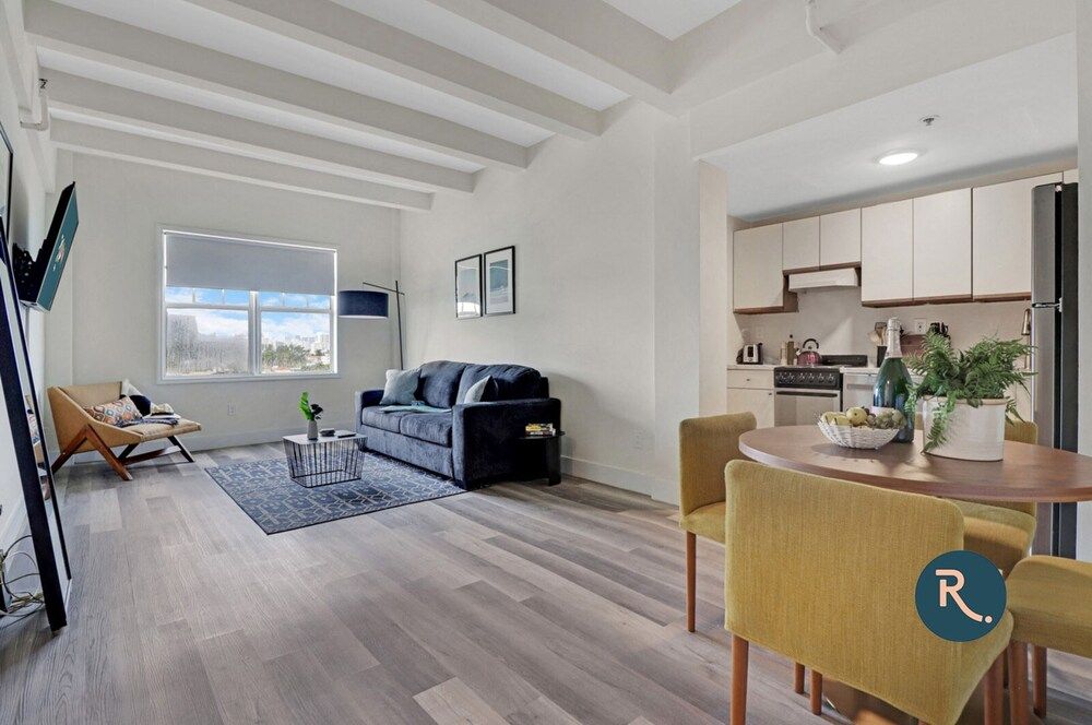 undefined Roami at The Alamac 2