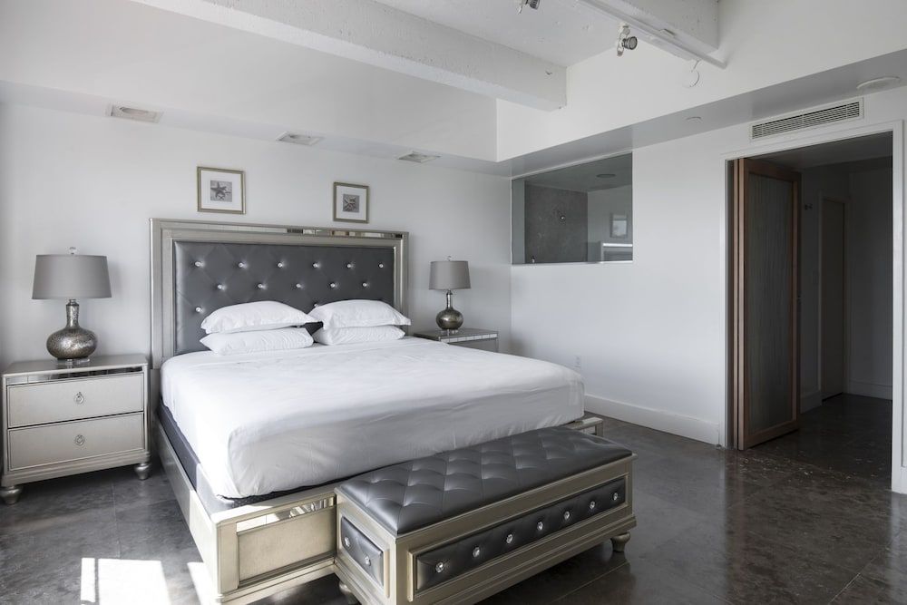 undefined Luxury-Prime-2BR-Condo On Ocean Drive 10