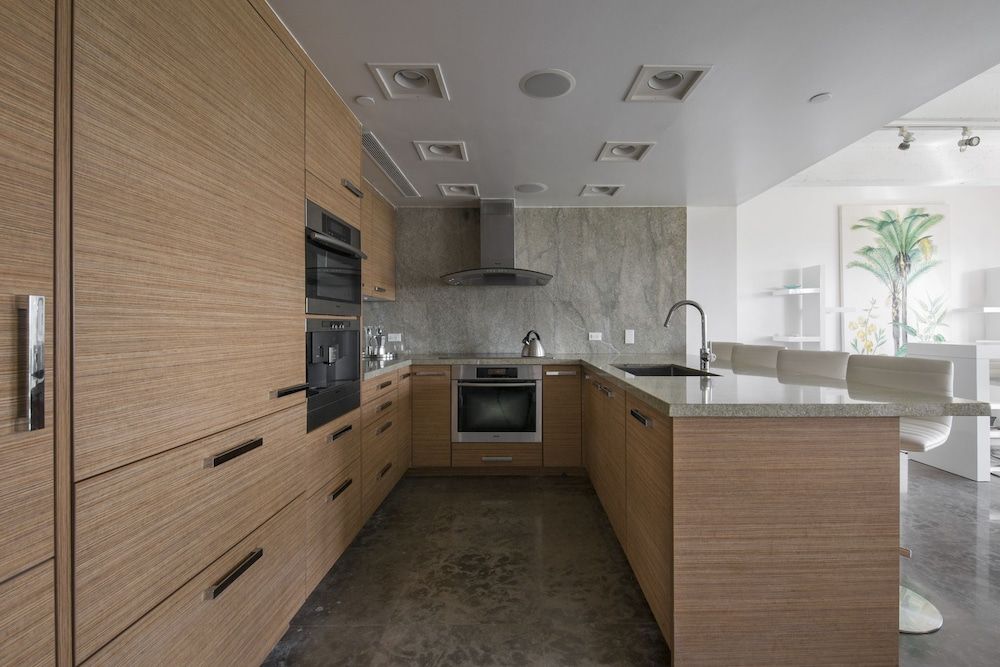 undefined Luxury-Prime-2BR-Condo On Ocean Drive 4