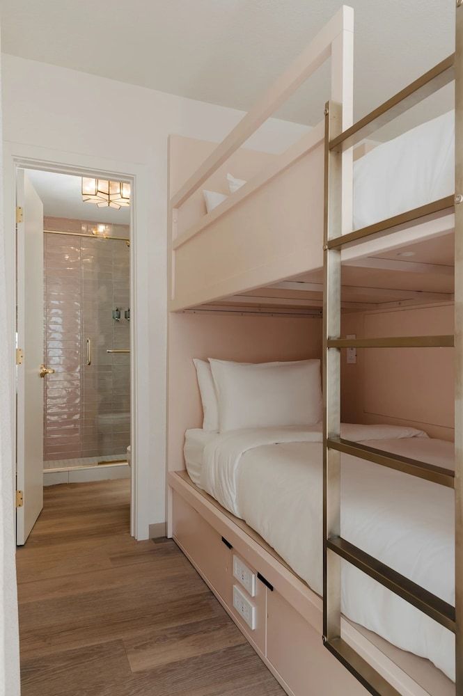 undefined FOUND Hotel Miami Beach 7