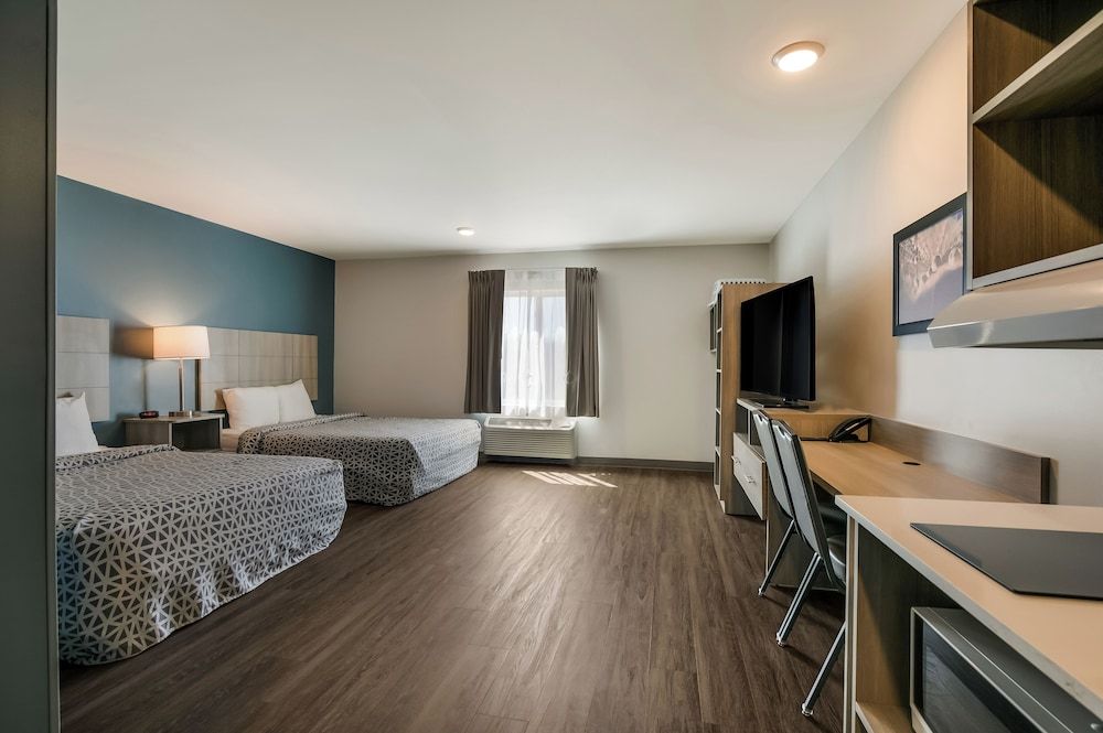 Queen Suite Two Queen Beds Accessible