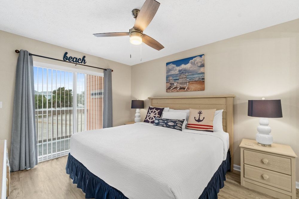 Condo, 2 Bedrooms, Resort View (D205)