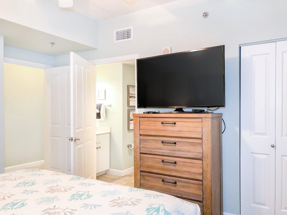 Condo (Shores Of Panama 1409)