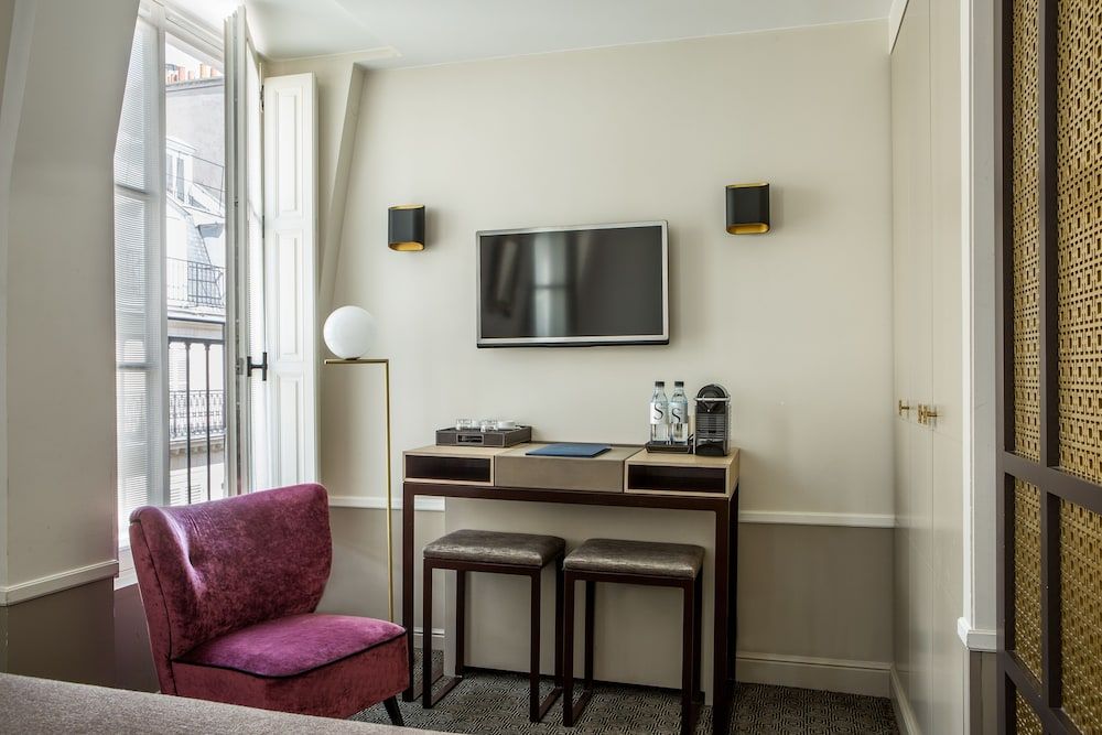 Hotel de la Tamise Classic Double Room 5