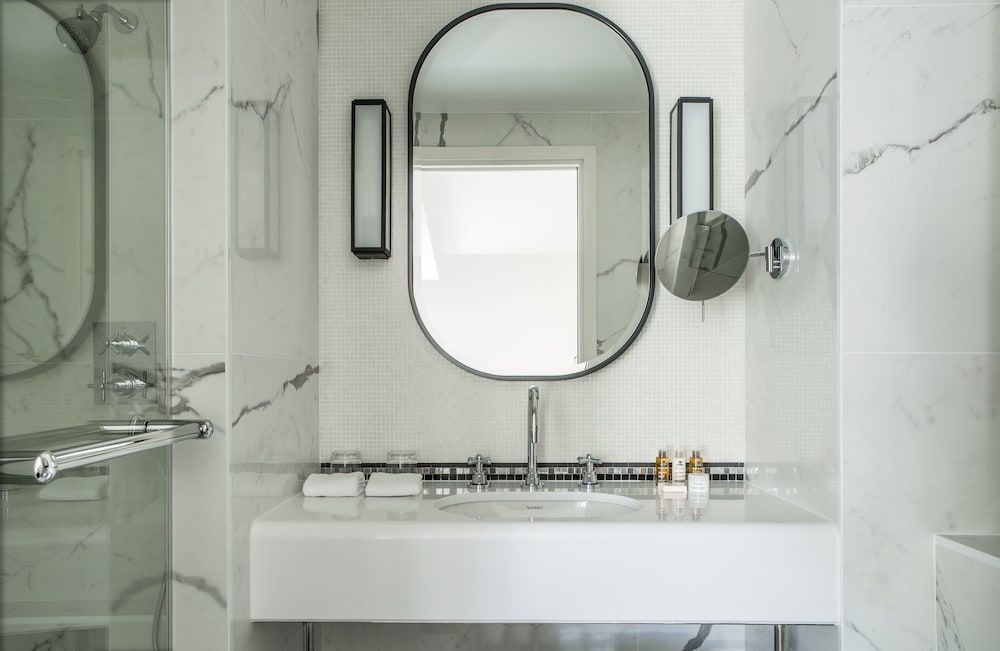 Hotel de la Tamise Superior Room 4