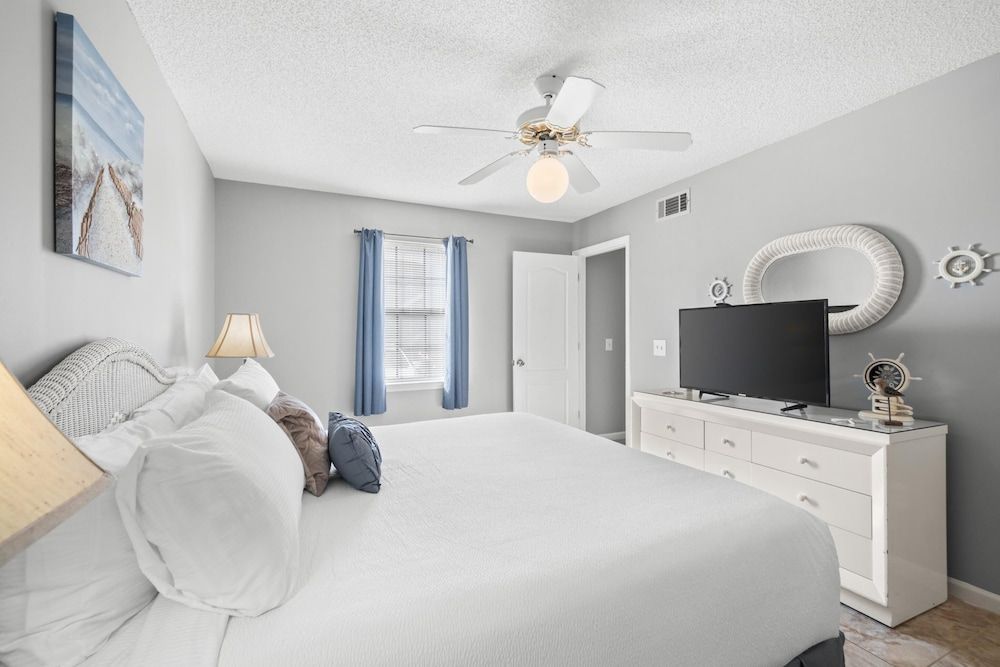 Condo, 1 Bedroom (73E)