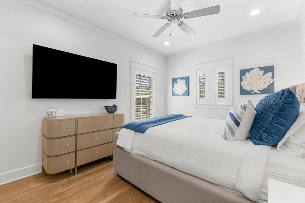 House, 4 Bedrooms (Mermaids of Magnolia)