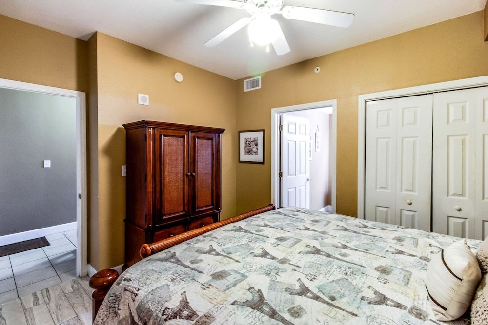 Condo, 1 Bedroom