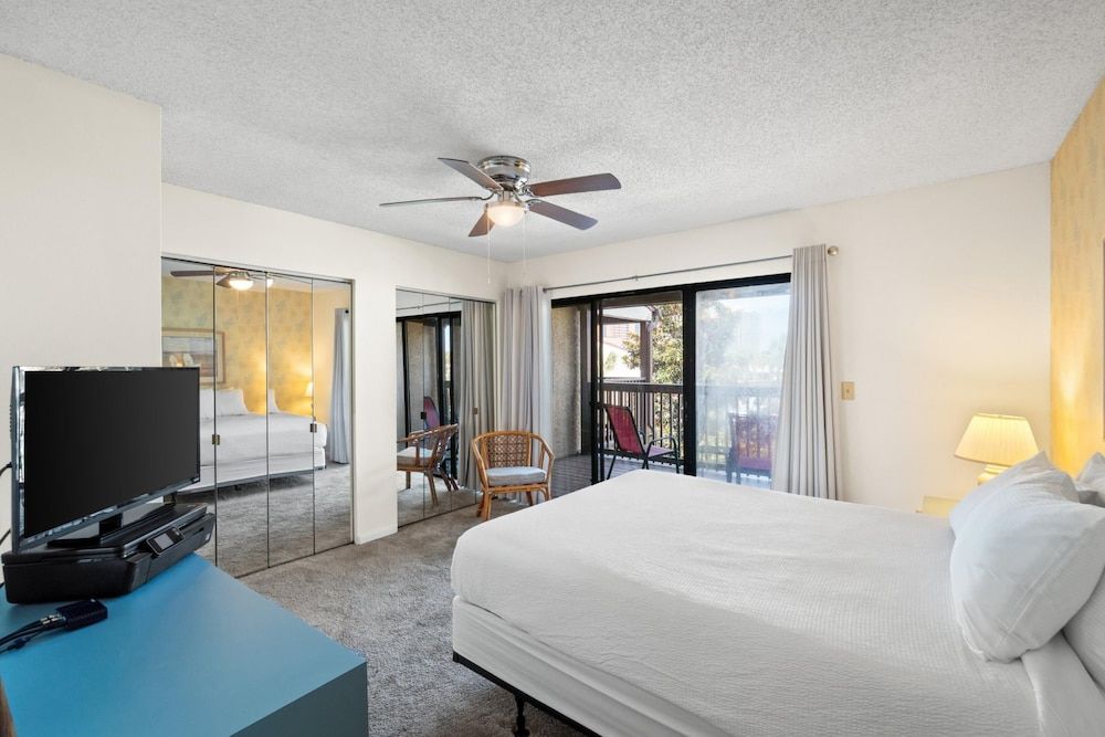 Condo, 2 Bedrooms (O3)