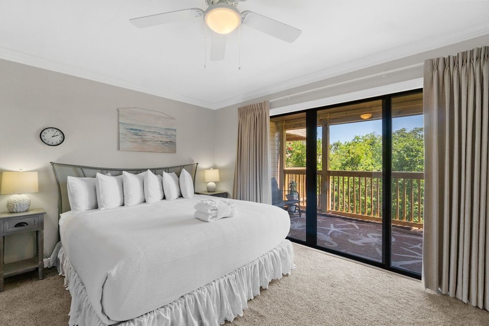 Condo, 2 Bedrooms (K2)