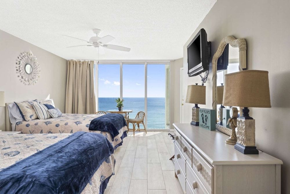 Condo (Long Beach Resort Tower I 1303 (2/2))