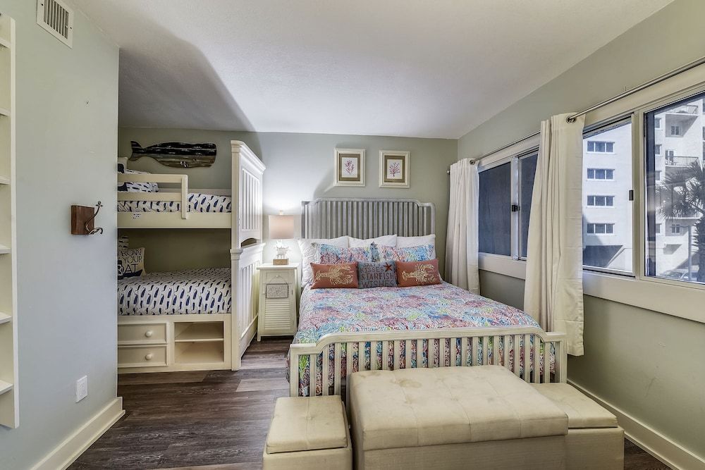 Condo, 3 Bedrooms, Balcony, Ocean View (115A)