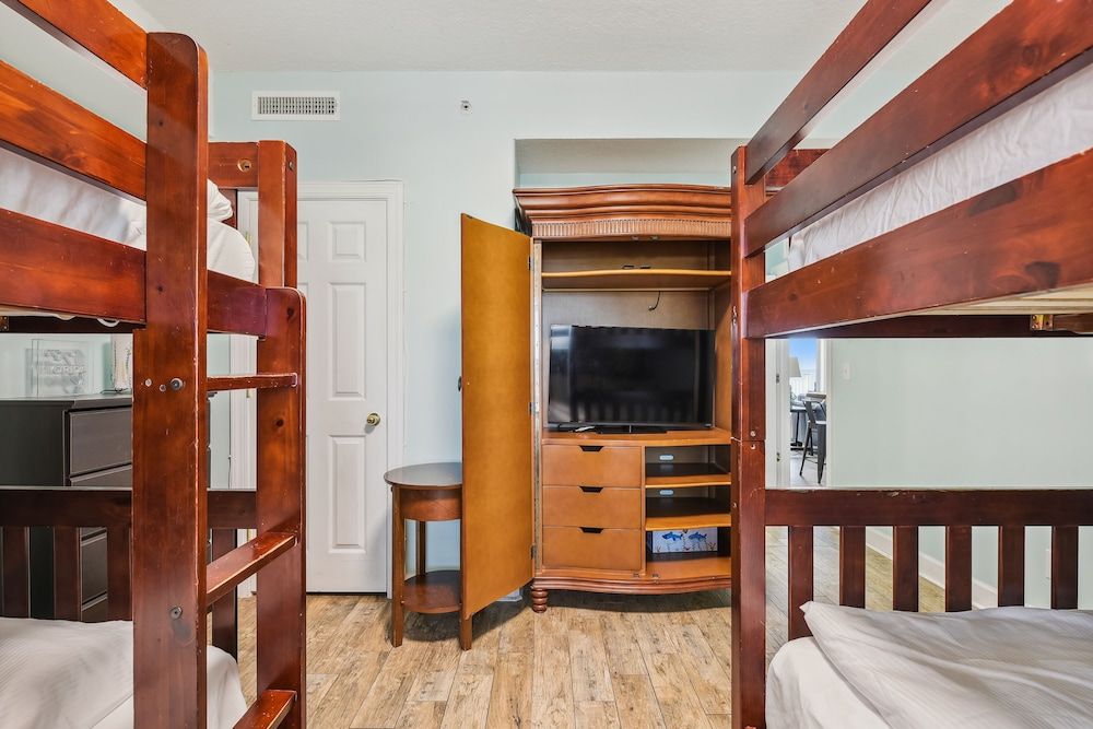 Condo, 4 Bedrooms, Balcony, Ocean View (607)