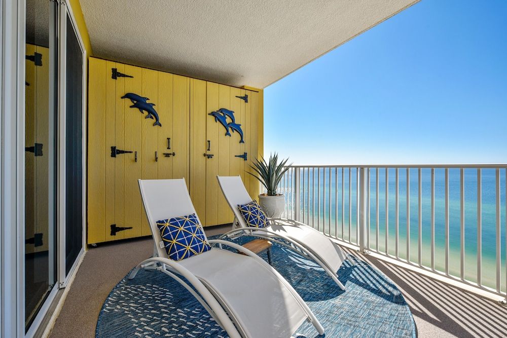 Condo, 2 Bedrooms, Balcony, Ocean View (1405)