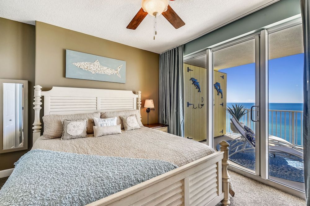 Condo, 2 Bedrooms, Balcony, Ocean View (1405)