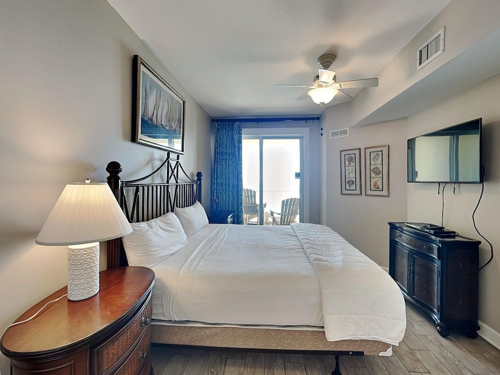Condo, 2 Bedrooms, Balcony, Ocean View (#1304 - No Pets)