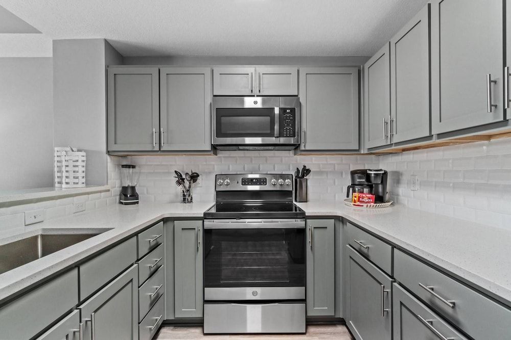 Condo, 1 Bedroom (III-310)