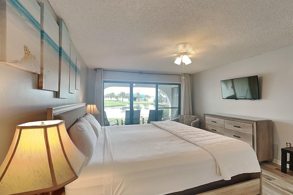 Condo, 1 Queen Bed with Sofa bed, Patio, Golf View (Villa 306 - No Pets)