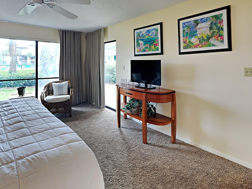 Condo, Multiple Beds, Balcony (Villa 2505 - No Pets)