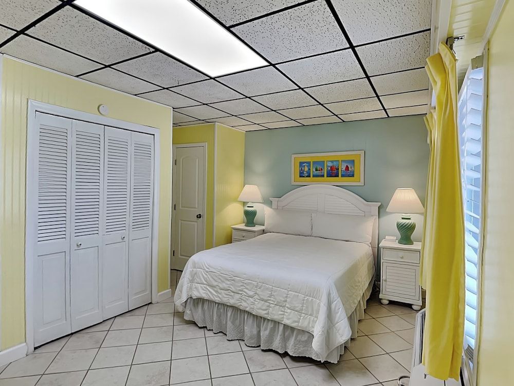 Condo, Multiple Beds, Balcony, Beach View (#220 - No Pets)