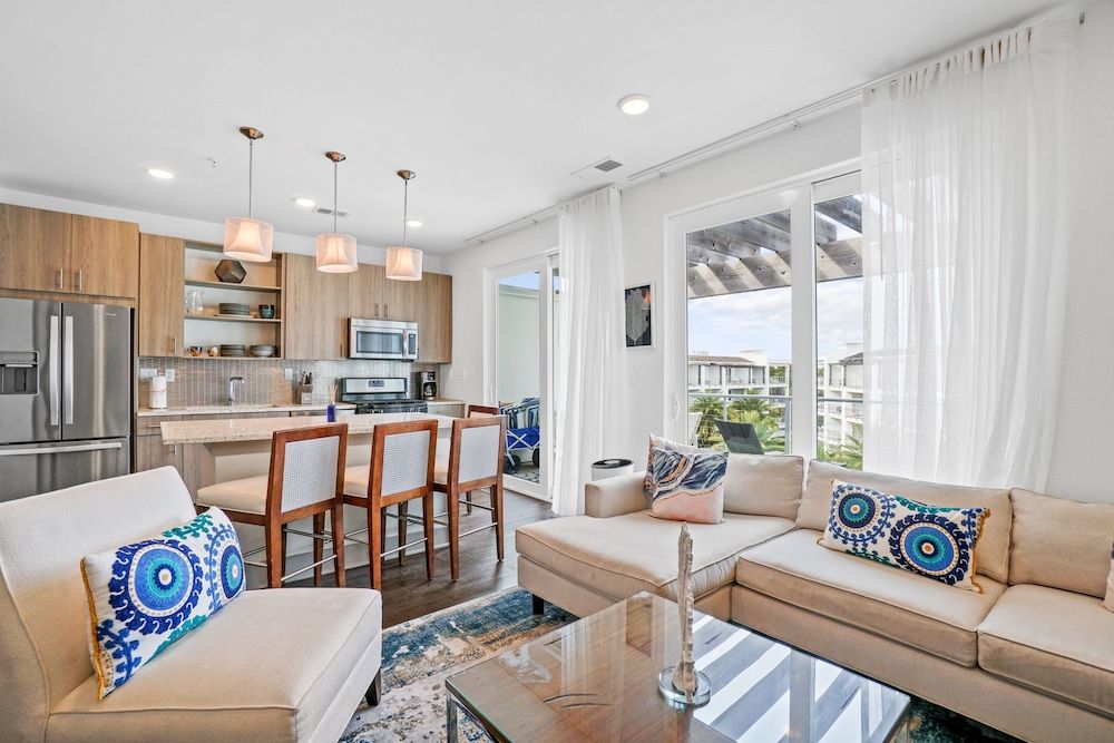 Condo, 2 Bedrooms (145)