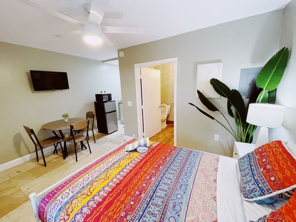 Sea Steps by Lowkl Standard Queen Room 8