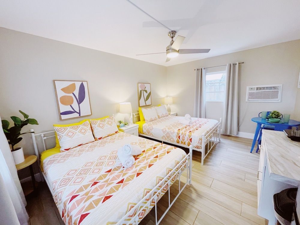 Sea Steps by Lowkl Standard Two Queen Beds w/ Kitchenette 3