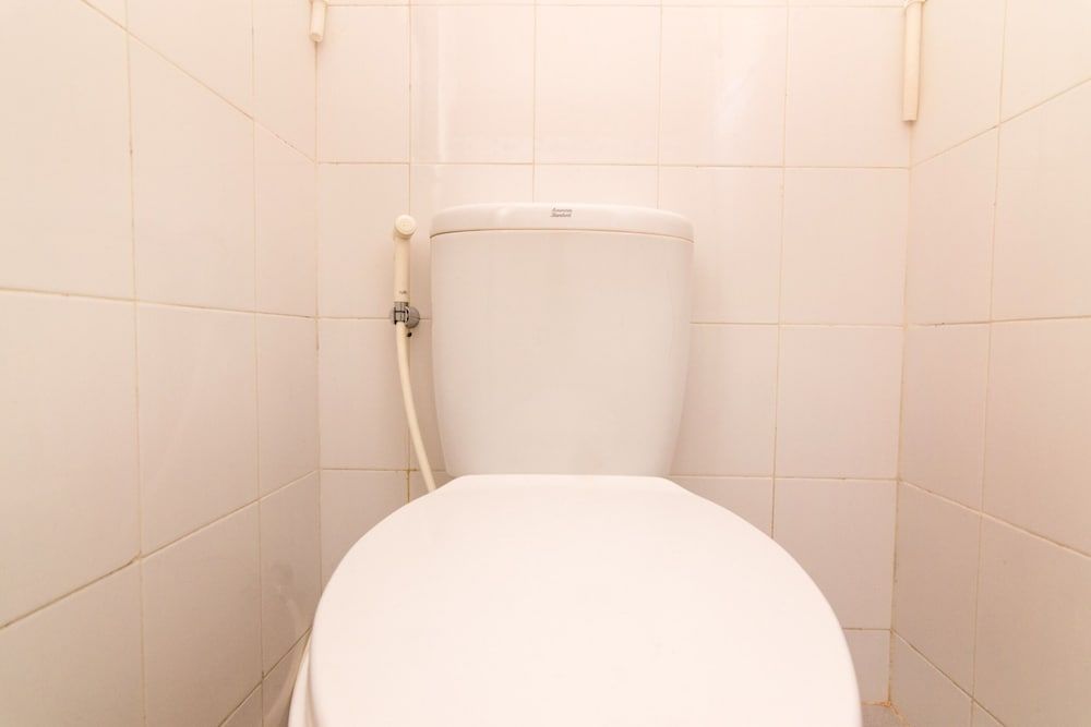 SPOT ON 2755 Zainab Homestay Syariah Double Room 13