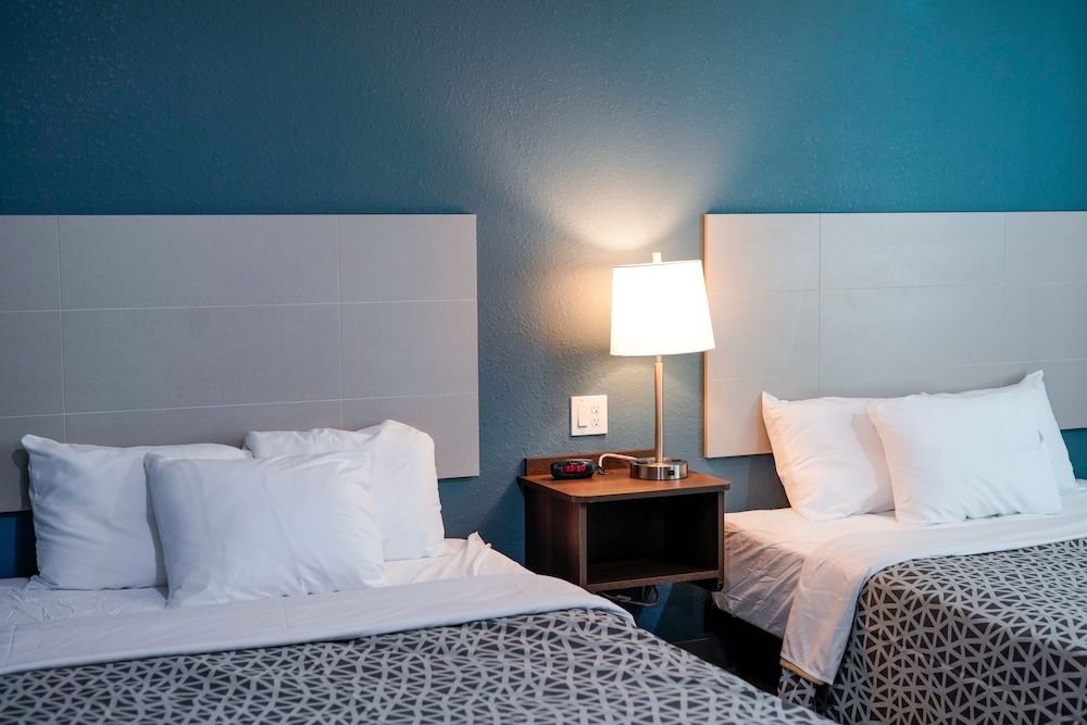 Suite, 2 Queen Beds, Non Smoking