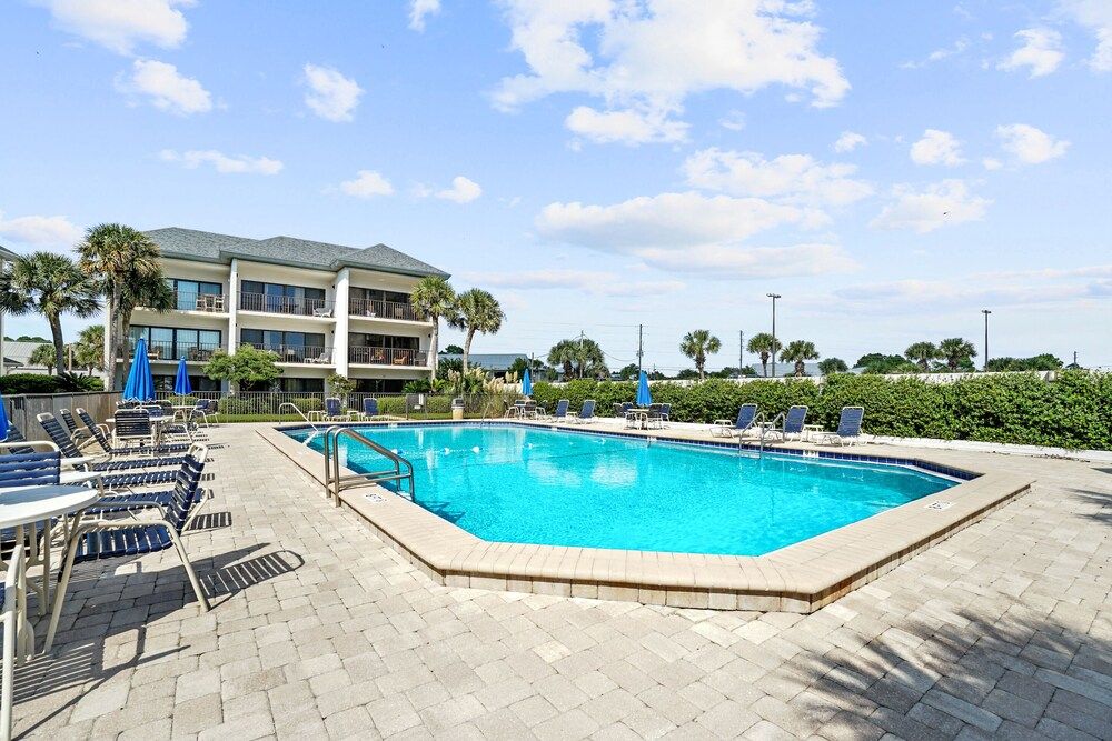 30A Emerald Hill by Panhandle Getaways