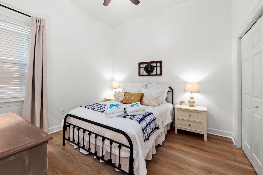 Condo, Multiple Beds, Balcony, Garden View (Seagrove Highlands 1406)