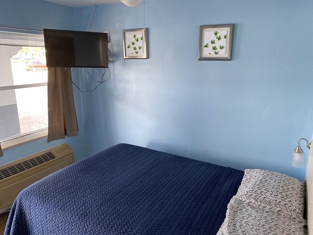 Budget Inn of Sebring Economy Single Room 2