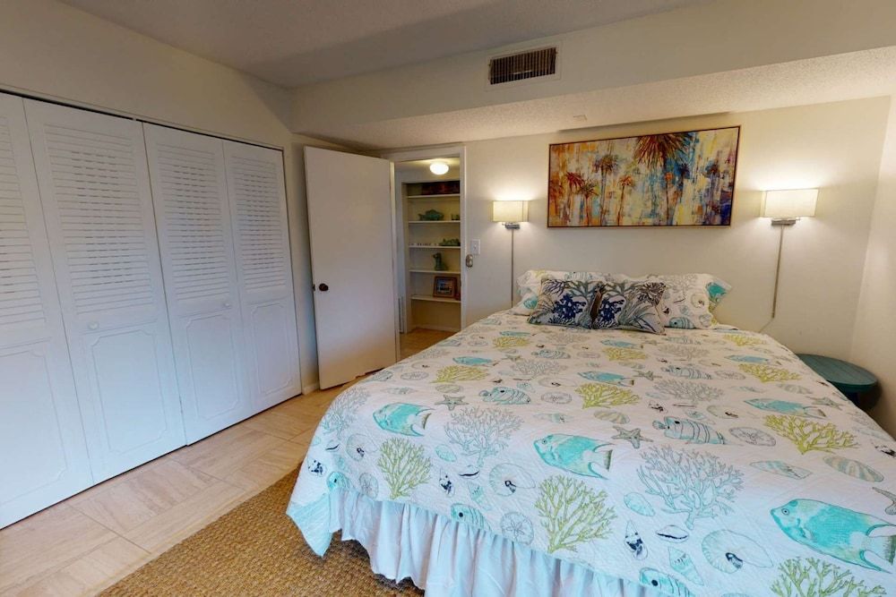 Condo (Sea Village Gulf Views 2nd Floor Cond)