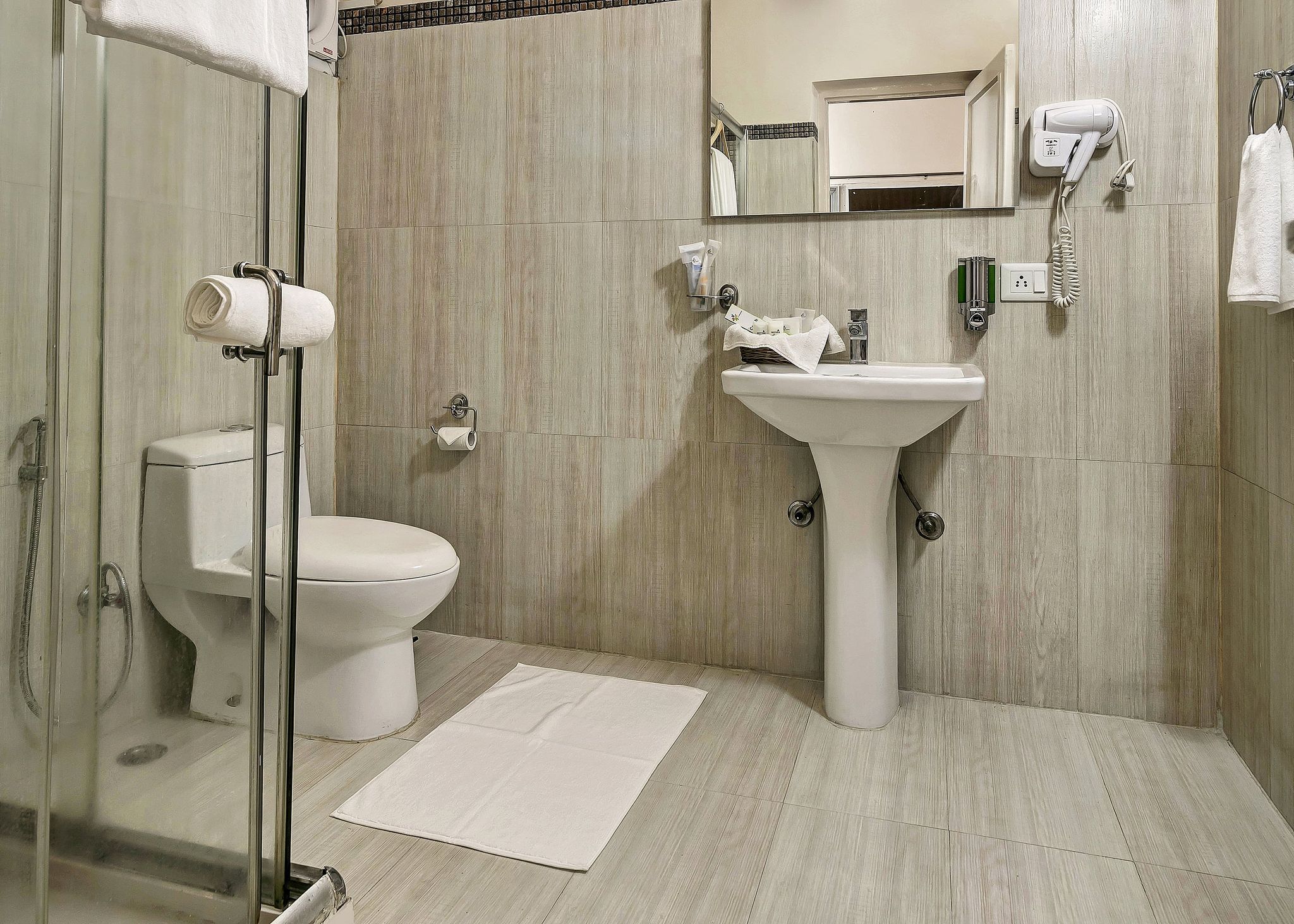 Club Mahindra Mussoorie, Uttarakhand Superior Room Mussoorie 5