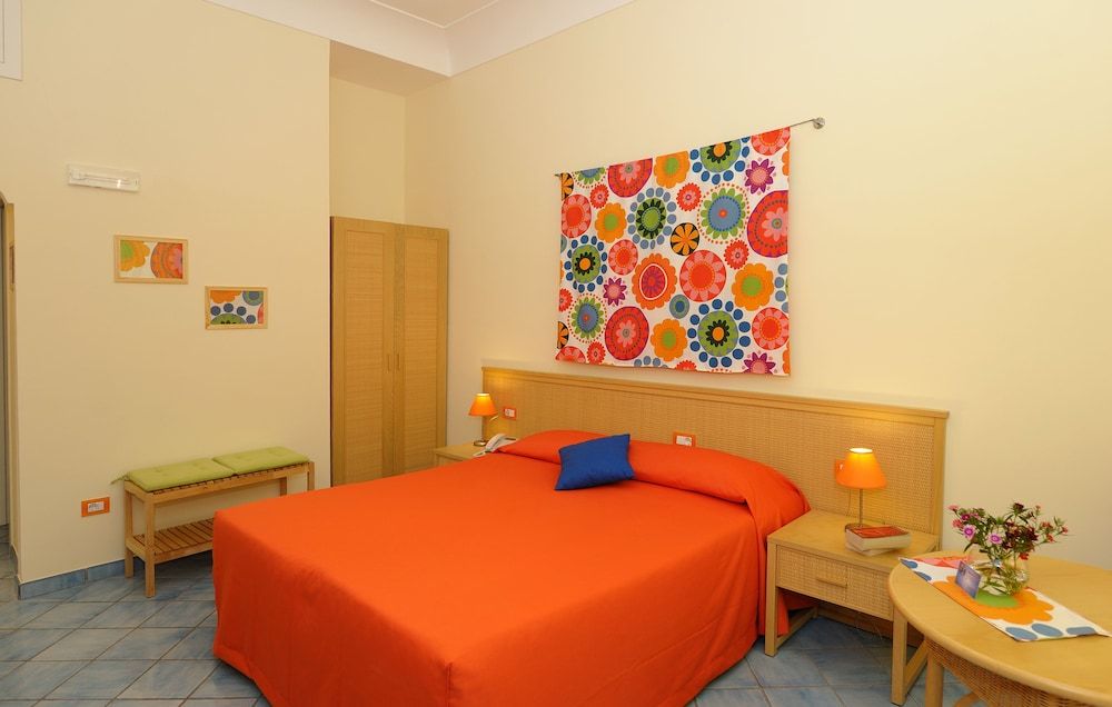 undefined Sharon House 6