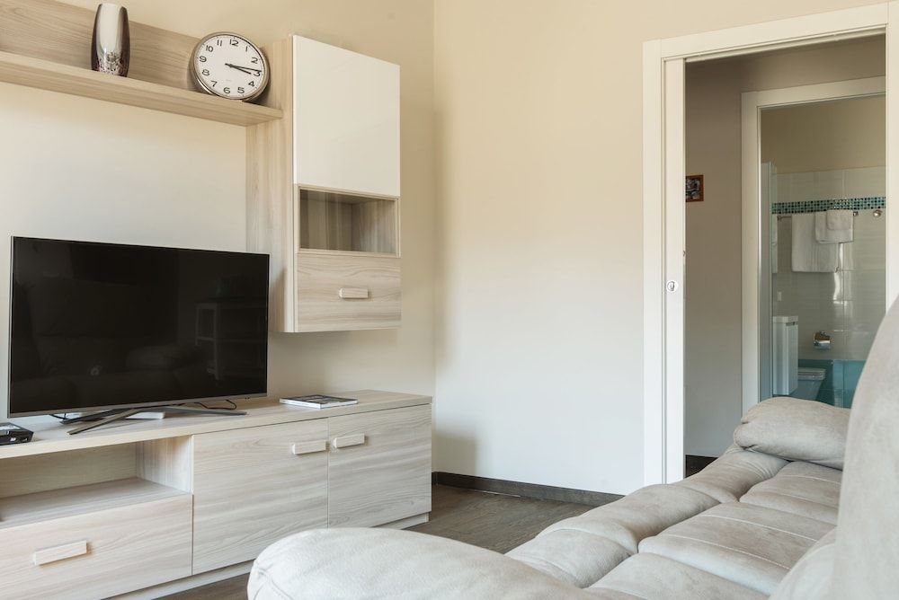 Numero Due Piazza Mazzini Apartment, 3 Bedrooms 14