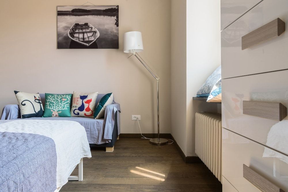 undefined Numero Due Piazza Mazzini 4