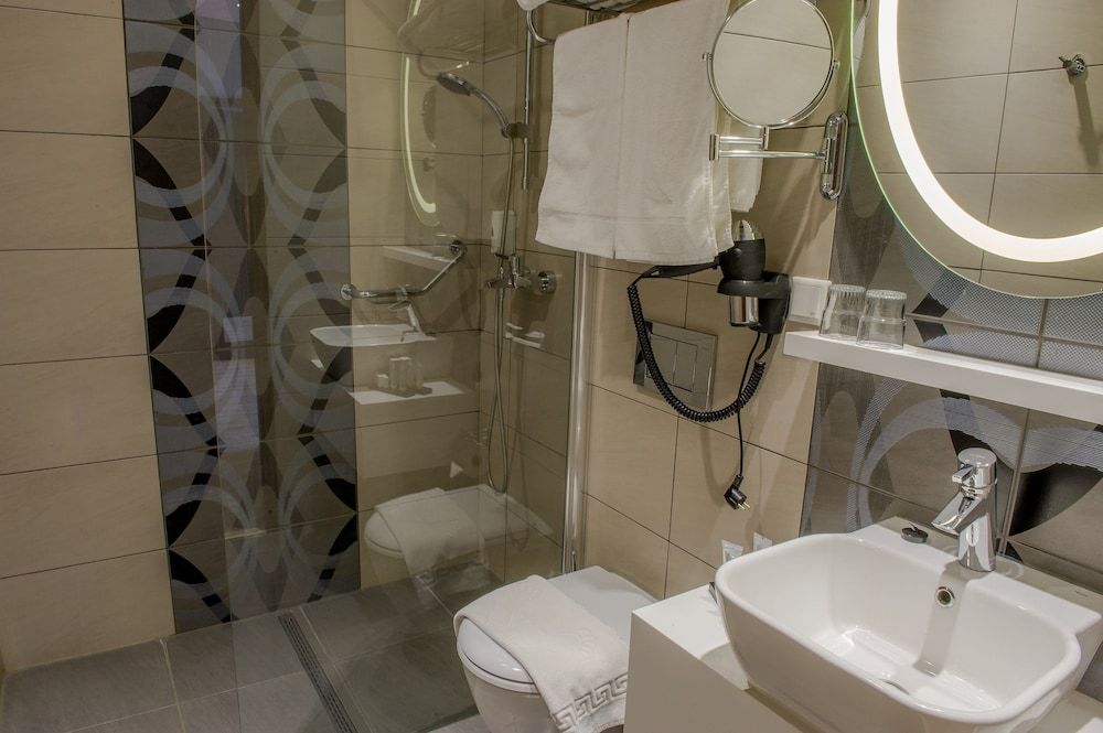 Grand Hotel Downtown Double Room 4