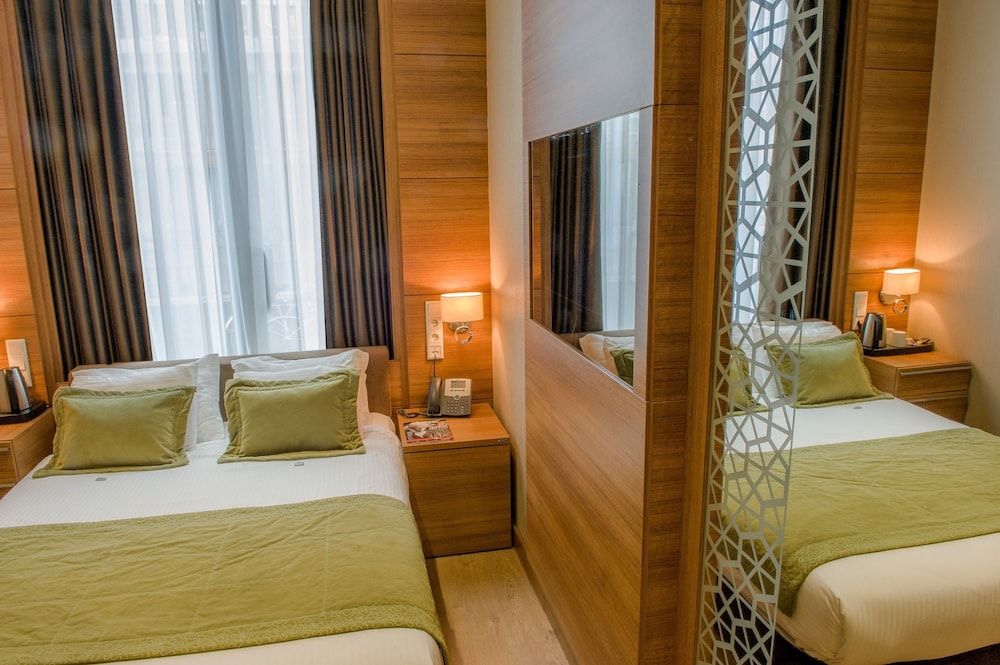 Double Room (Small)