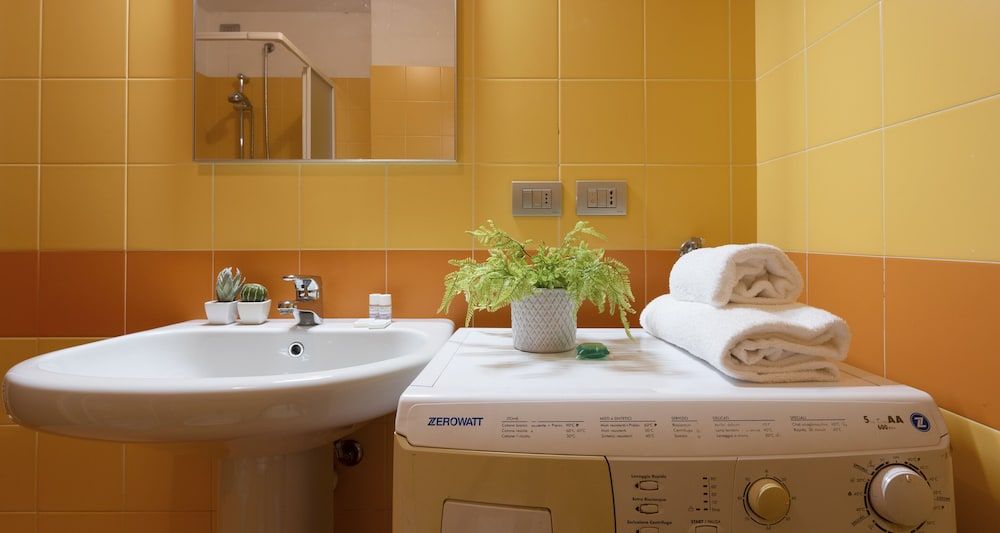 JOIVY Vibrant Studio Near Train Station Apartment, 1 Bedroom 9