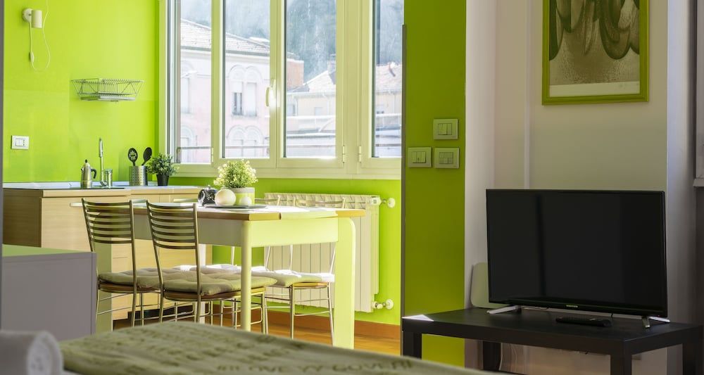 JOIVY Vibrant Studio Near Train Station Apartment, 1 Bedroom 17