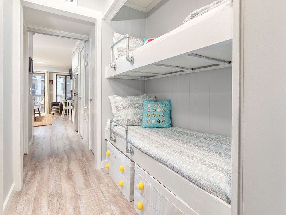 Condo, 1 Queen Bed, Kitchen, Ocean View (B202 - No Pets Allowed)