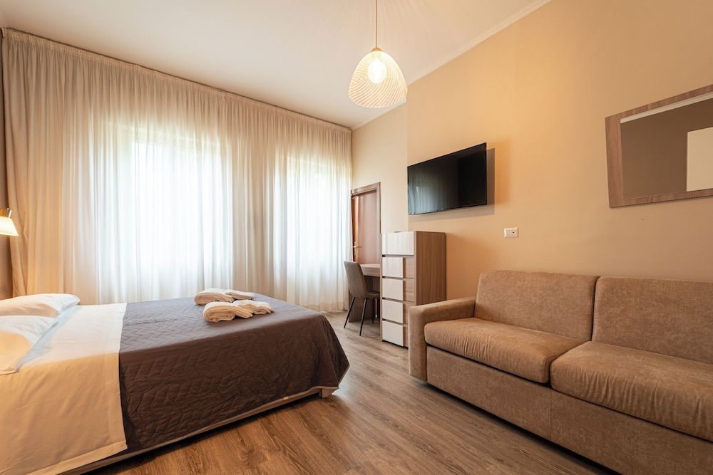 ALBERGO RISTORANTE BELSITO FIUGGI Nhost Classic Room 5