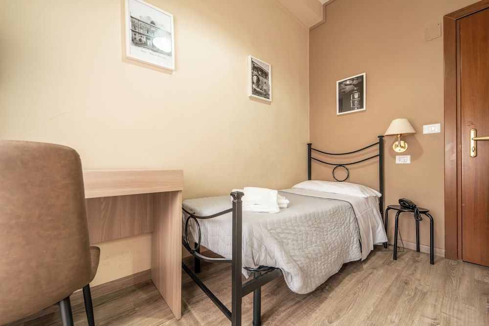 ALBERGO RISTORANTE BELSITO FIUGGI Nhost Classic Room 4
