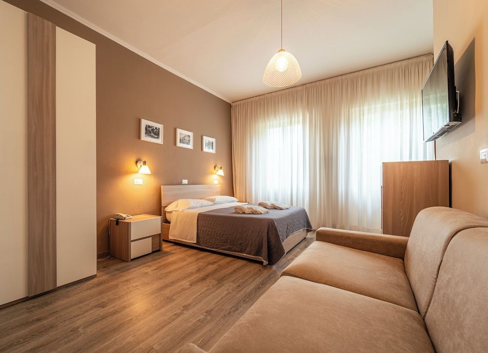 ALBERGO RISTORANTE BELSITO FIUGGI Nhost Classic Room 6